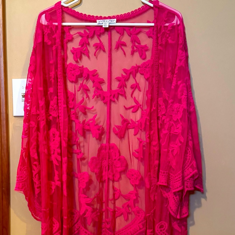 M/L Pink lace cover up